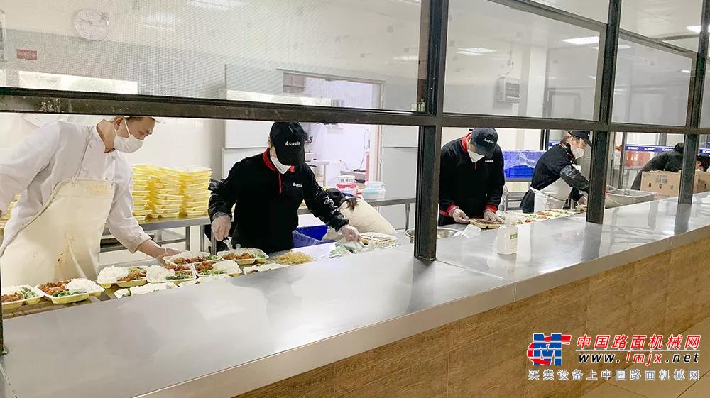 神钢:共克时艰 确保安全 分阶段复工