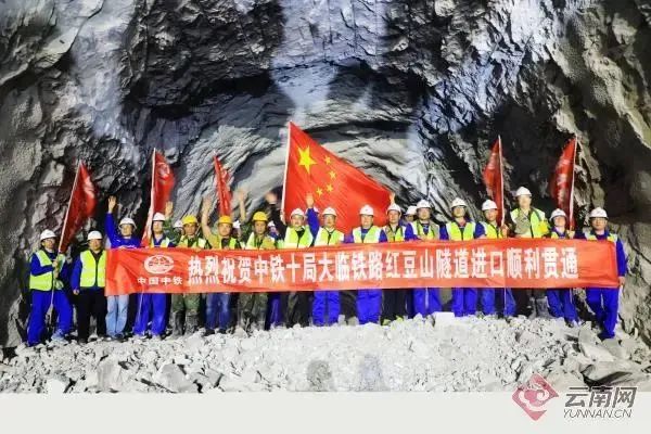 云南建成高速公路将达9000公里以上 ,投资目标超3000亿元